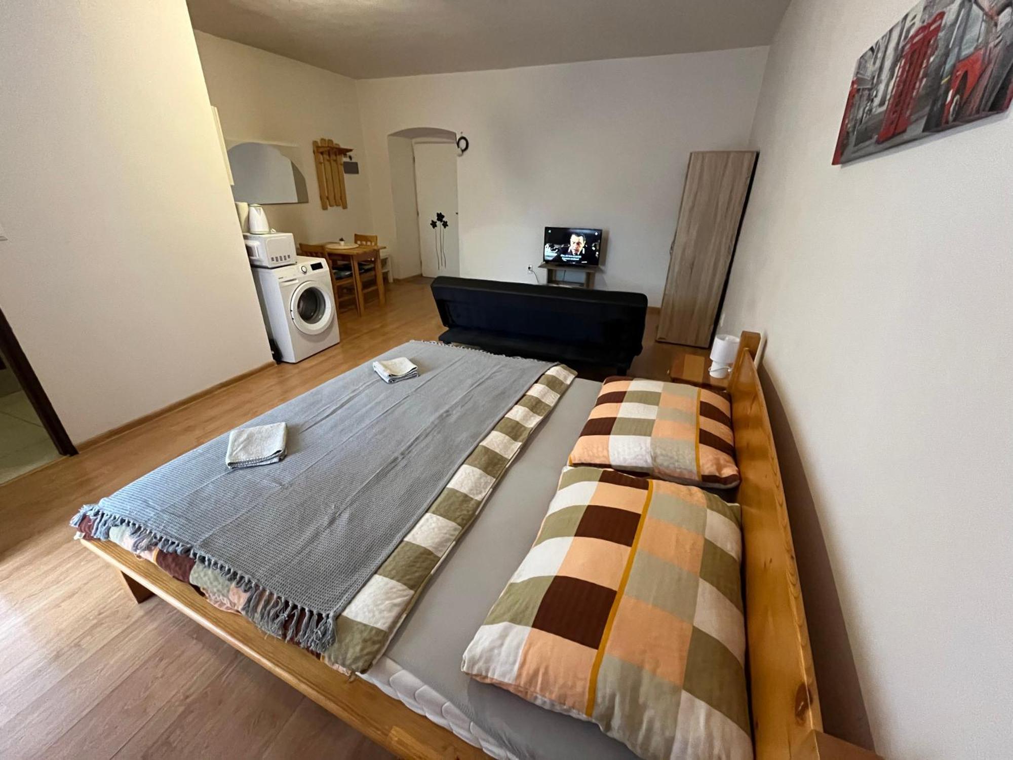 באנסקה ביסטריצה Apartman Centrum מראה חיצוני תמונה